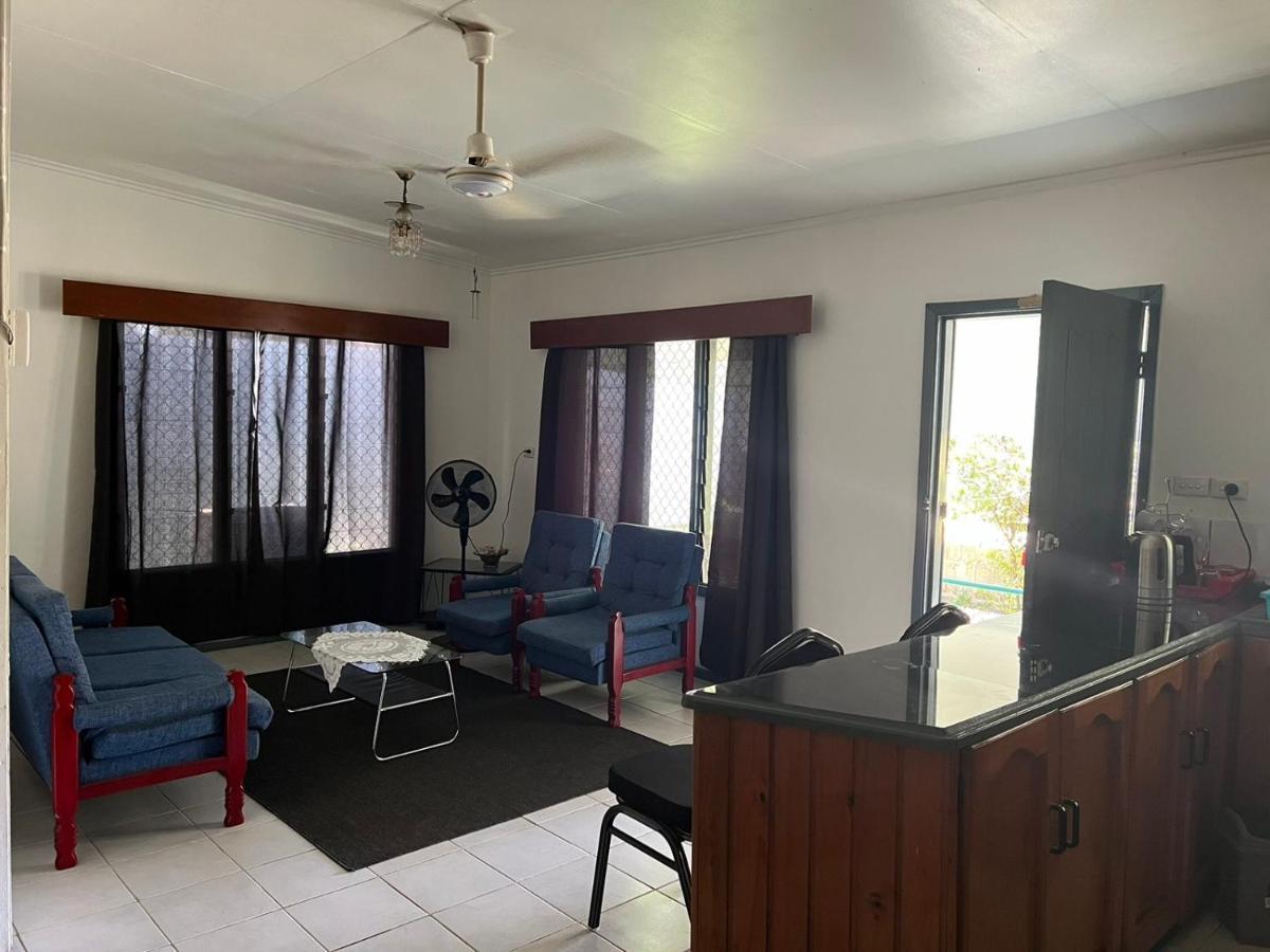 Ziara Apartments Nadi Esterno foto